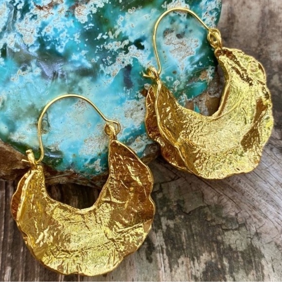 Zara Gold Crescent Hoop Earrings - Picture 1 of 11